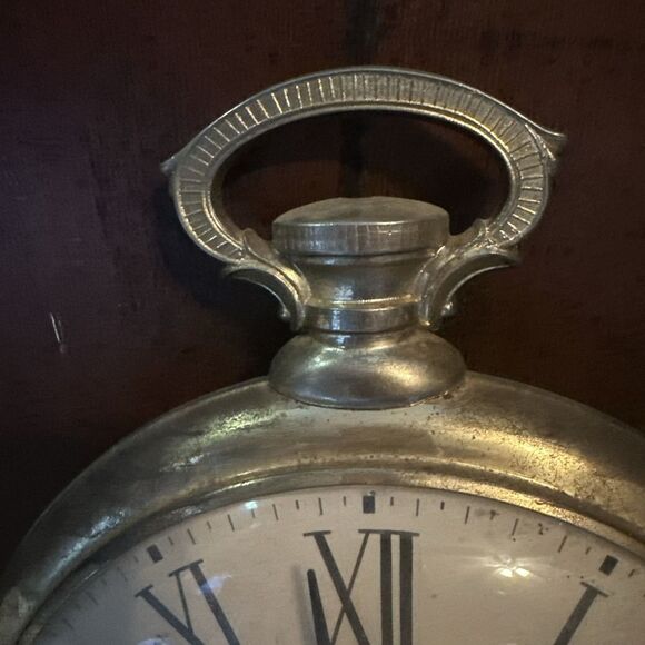 LG VINTAGE UNITED BRASS POCKET WATCH ELECTRIC WALL HANGING WALL CLOCK. - Picture 3 of 6